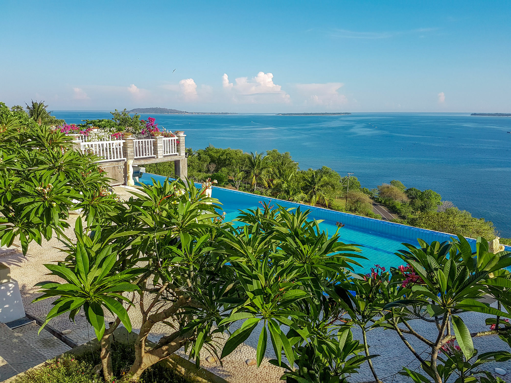 Princess Of Mentigi Bay Teluknarat Exterior photo